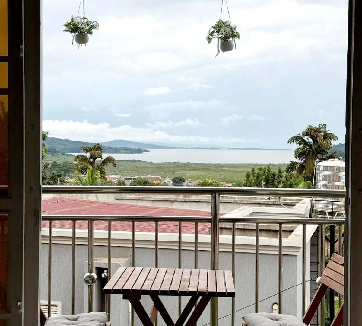 Lakeview 1Brm Munyonyo Kampala